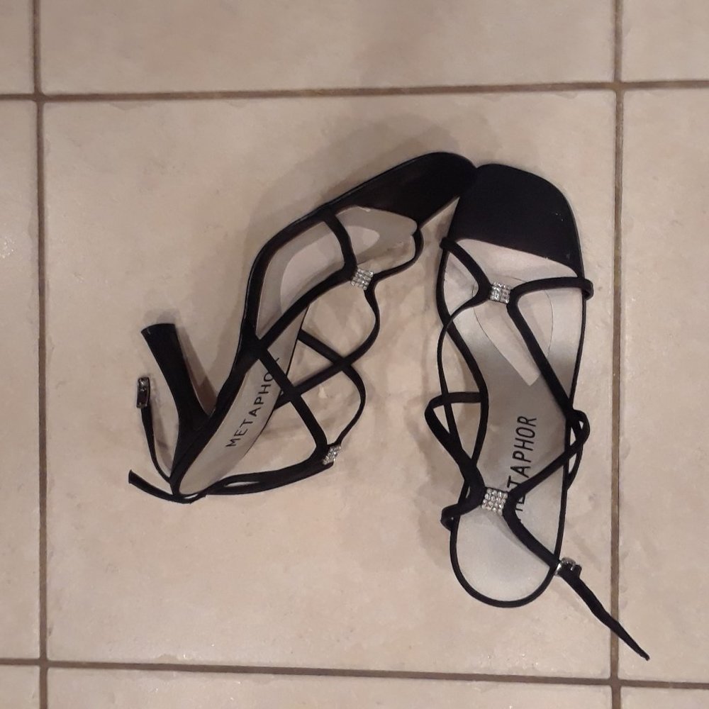 Women's shoes